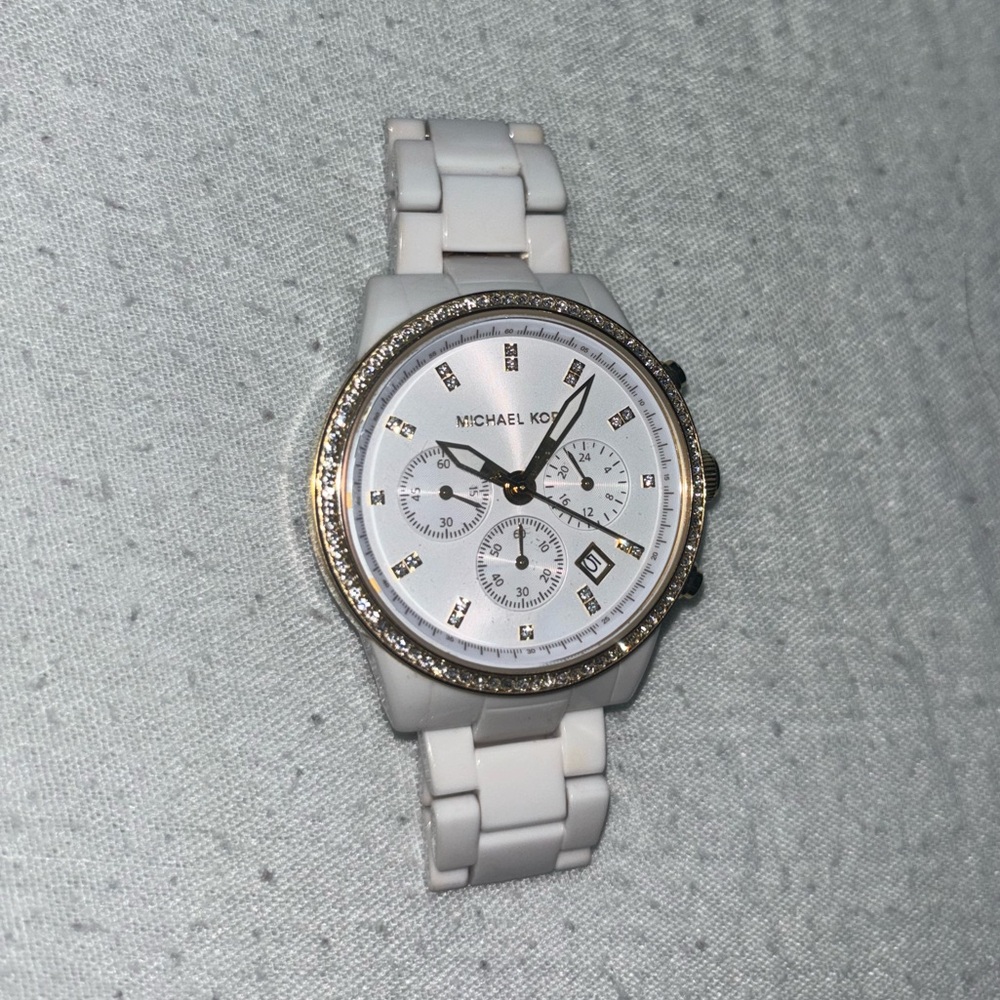 MICHAEL KORS WATCH - good as new!